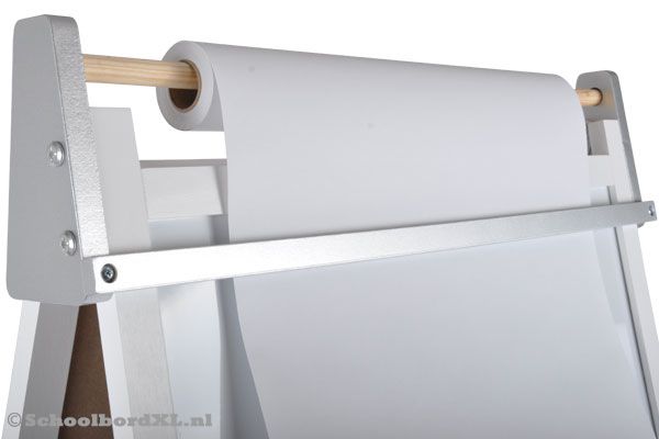 Met papierrol van 38 cm breed.