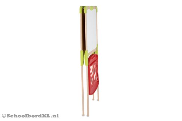 Ingeklapt is het bord makkelijk op te bergen.